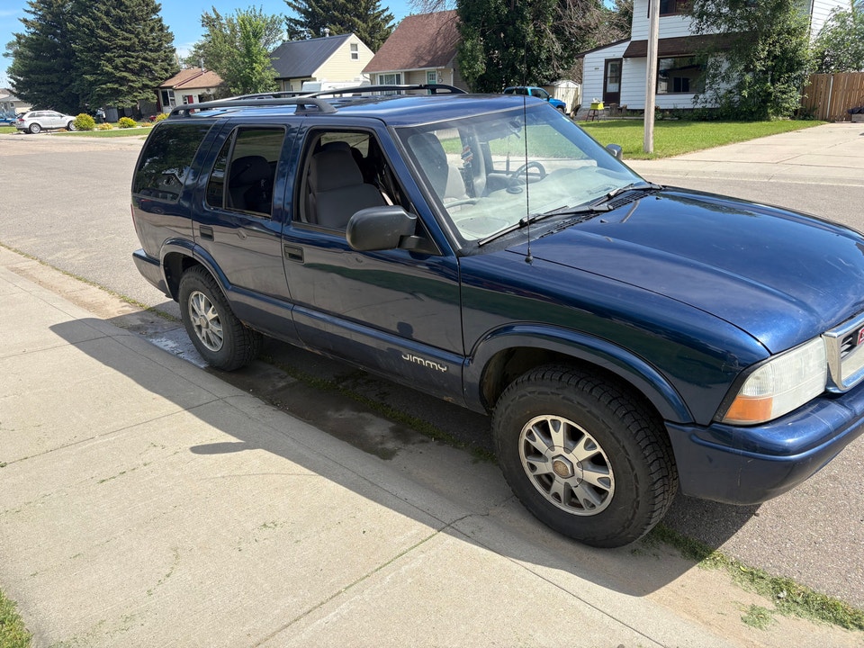 GMC Jimmy 2004 photo 3