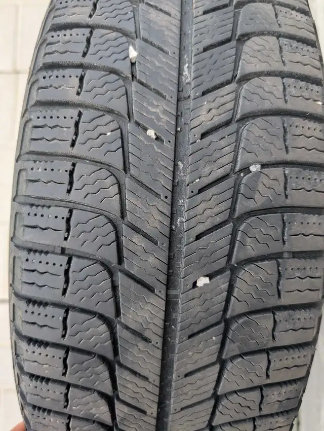 215/60/R16 Michelin Xice on rims in Tires & Rims in Mississauga / Peel Region - Image 6
