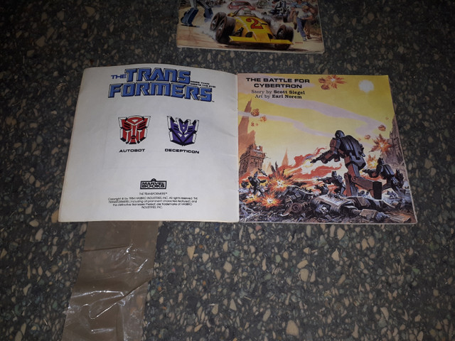 Transformers story books in Comics & Graphic Novels in Saskatoon - Image 4