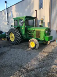 John Deere tractor  model 5020