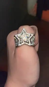 Men’s iced out star ring