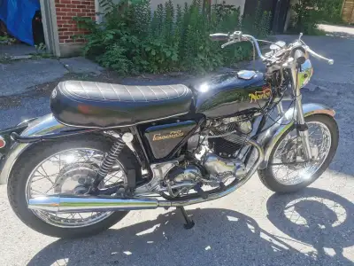 Norton 750 commando 1971 Allumage electronique A remettre en route Détails à finir, câbles, fine Tun...