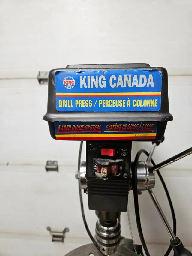 Perceuse à colonne sur pied64840221416451121