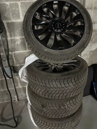 Winter Tires with rims for a Tesla Model Y Rims series 1, 19 inches Michelin X-Ice Snow Tires (255/4...