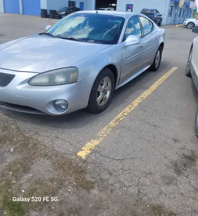 2005 Pontiac Grand Prix GT Runs and drives great! $2500 as is OBO. 335641 kms
