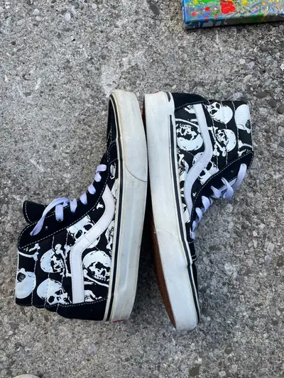 Vans Sk8-Hi Men’s size 8, View more