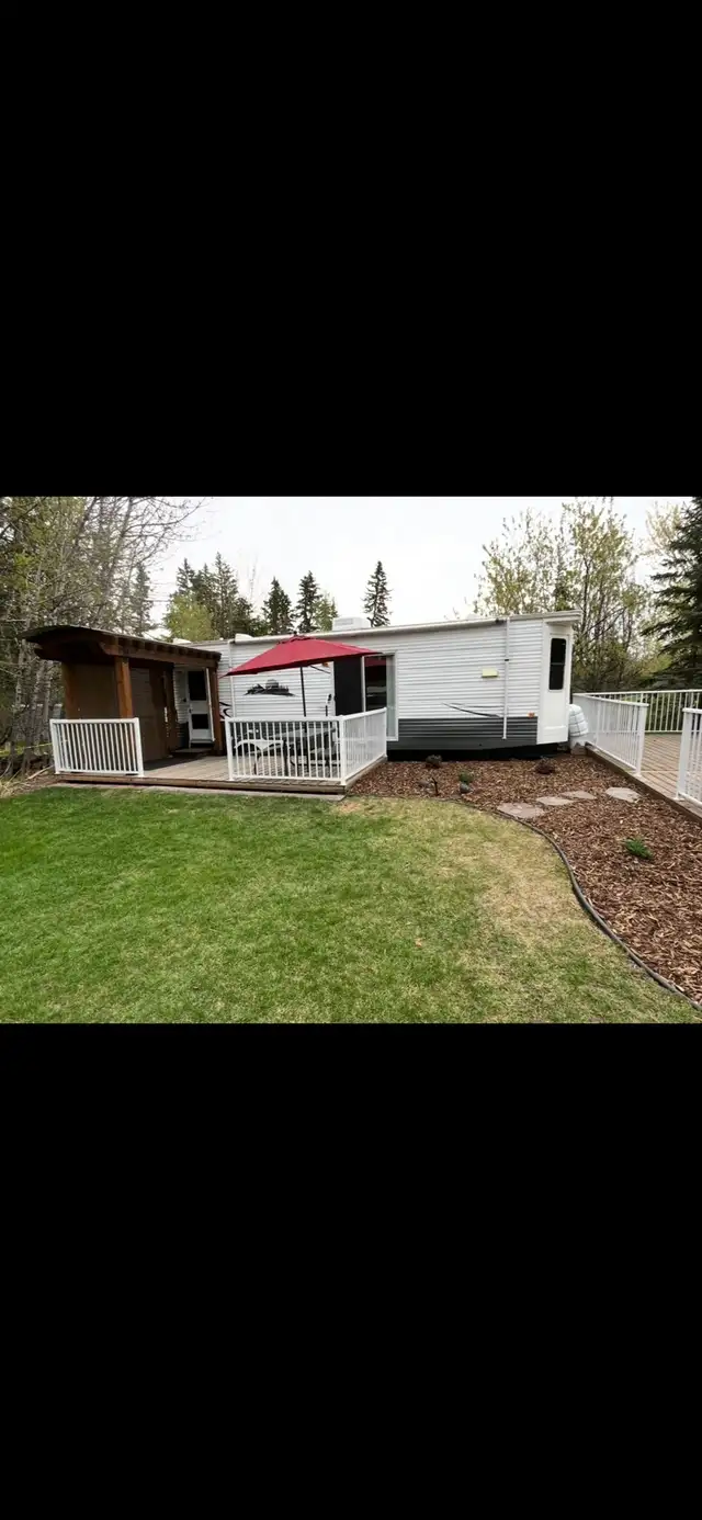 Buck lake lot For Sale in Land for Sale in Edmonton - Image 5