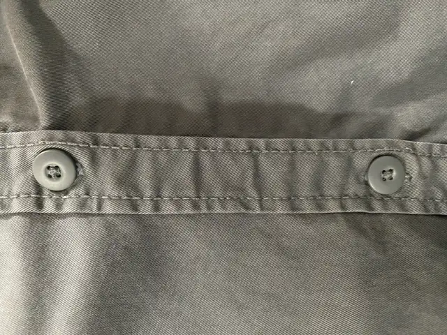 Men's ZARA Grey Long-Sleeve Button-Down in Men's in Ottawa - Image 9