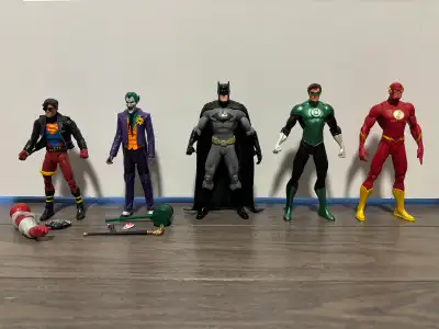 DC Direct / DC Essentials / DCUC Loose, View more