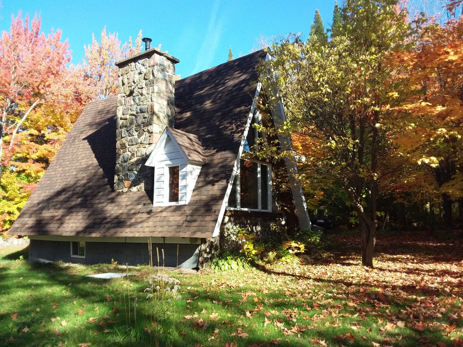 BELLE MAISON SCANDINAVE À VENDRE À SAINT-CALIXTE  CUL DE SAC — photo 3