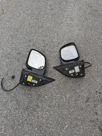2008 ford f350 power mirrors$20 for the pair 