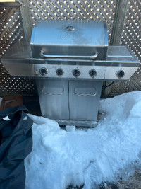 Barbeque with cover and tank