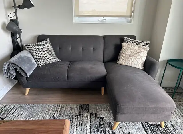 Structube L couch in Couches & Futons in City of Toronto - Image 3