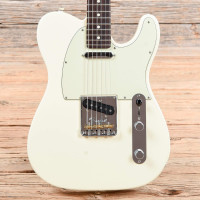 Recherché : Fender Telecaster American Professional White