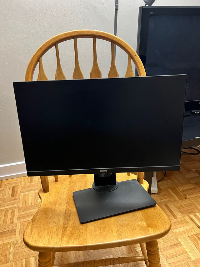 BenQ 24” Full HD Monitor (GW2480-T) with HDMI cable (2022) in Monitors in City of Toronto - Image 2