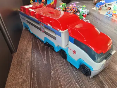 A QUI LA CHANCE! ensemble. -camion pat-mobile avec son -bateau pat-patrouille avec son Et tout vehic...