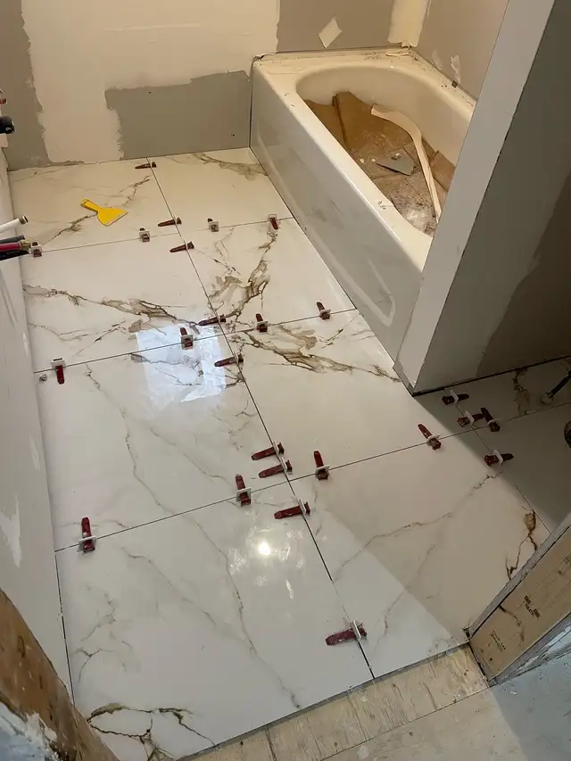 ⭐️ Kitchen •Bath • Backsplash • Tile installation Renovation in Renovations, General Contracting & Handyman in Oshawa / Durham Region - Image 8