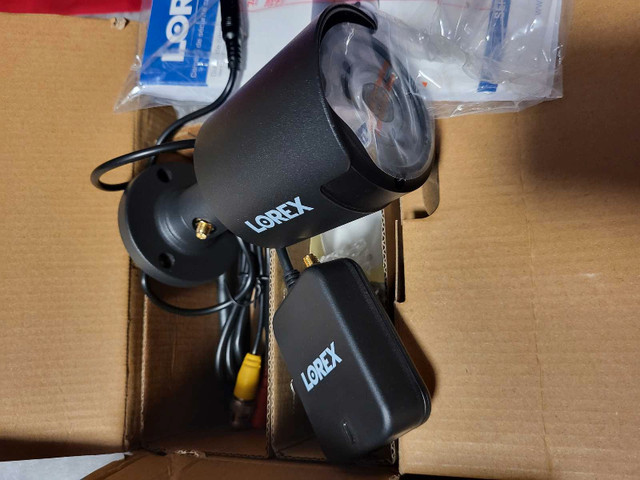 Caméras de sécurité LOREX in Monitors in Sherbrooke - Image 2