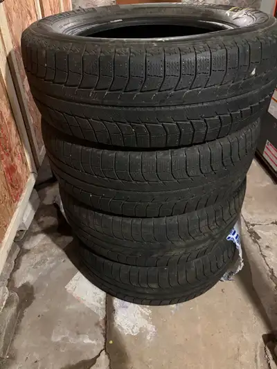 Set of 225/65/17 winter tires. Michelin X-Ice Latitude XI2’s No patches or plugs. Good amount of tre...