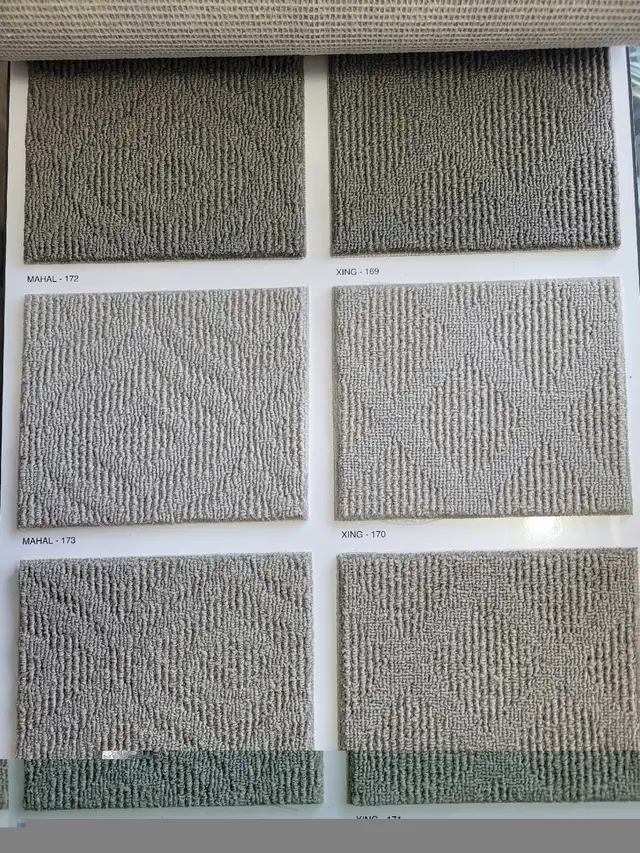 Carpet Vinyl Laminate hardwood flooring  in Rugs, Carpets & Runners in Oshawa / Durham Region - Image 4