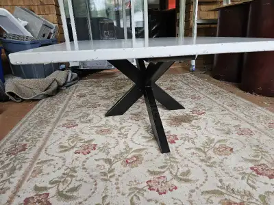 Table basse de salon en béton, View more