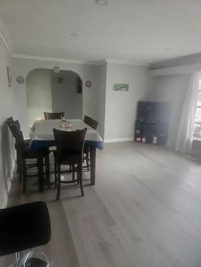 sharing room for girls