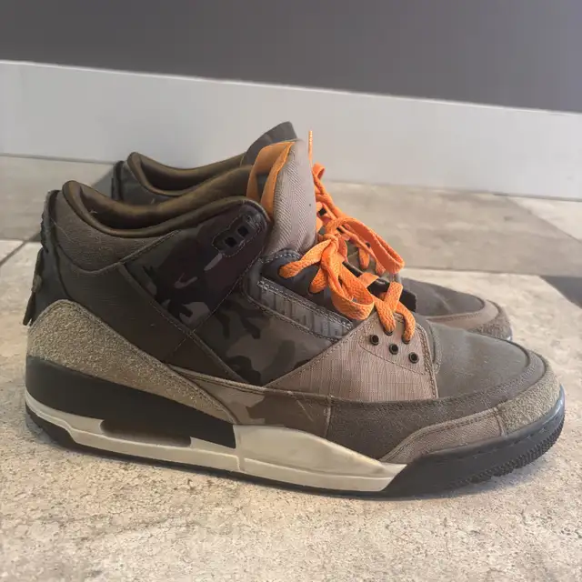 Nike Air Jordan 3 Camo Men’s Size 13 Great Shape in Men's Shoes in City of Montréal - Image 4