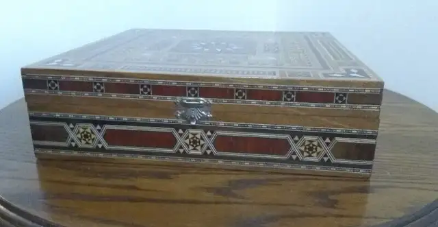 DAMASCUS WOODEN MOTHER OF PEARL INLAY JEWELLERY BOX in Arts & Collectibles in Laval / North Shore - Image 7