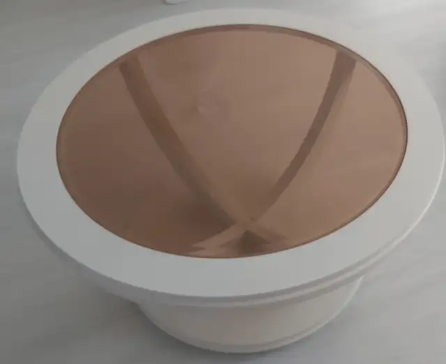 Glass Top Round Coffee Table - Cream Coloured in Coffee Tables in City of Toronto - Image 6