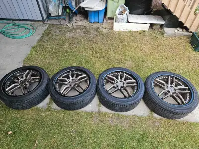 245/45ZR20 Goodyear all season on Niche Bronze aftermarket rims. Set in fantastic condition hardly t...