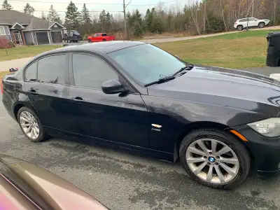 2011 bmw 328i xdrive for sale,,,fresh tune up at autohaus in moncton specializing in BMW,,,car drive...