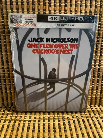 One Flew Over the Cuckoo's Nest 4K - Steelbook (UHD)Jack Nicholson Shipping Only from Winnipeg.