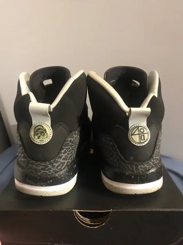 Air Jordan Spizike Oreo -7y in Men's Shoes in City of Toronto - Image 3