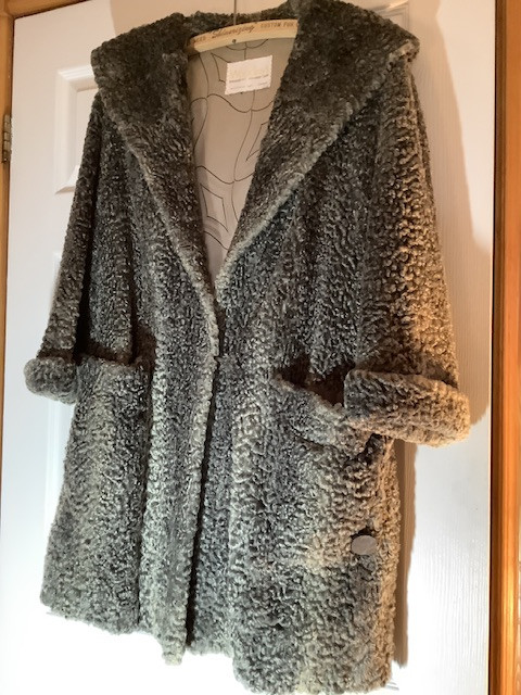Vintage Lamb’s Wool Coat from Woodley’s Belleville Ontario in Women's - Tops & Outerwear in Belleville