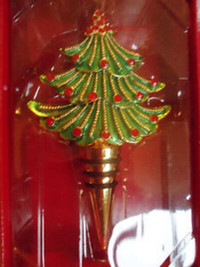 Stainless Steel Bottle Stopper Crystals on Green Christmas Tree