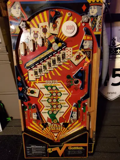 Gottlieb Royal Flush Deluxe Playfield wall hanger for gameroom. Under playfield game lights working.