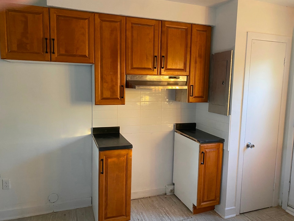 Apartament 51/2 a louer à Montréal Nord 2