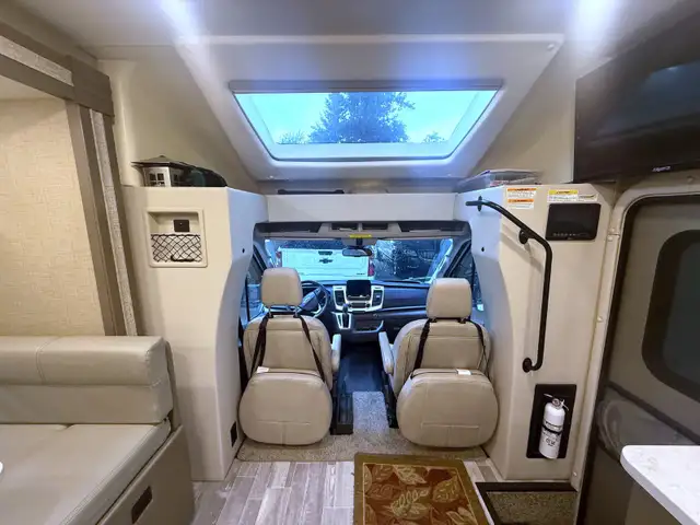 LIKE NEW - 2021 MOTOR HOME FOR SALE in RVs & Motorhomes in Kamloops - Image 14