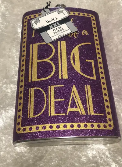 Wink XXL Flask, View more