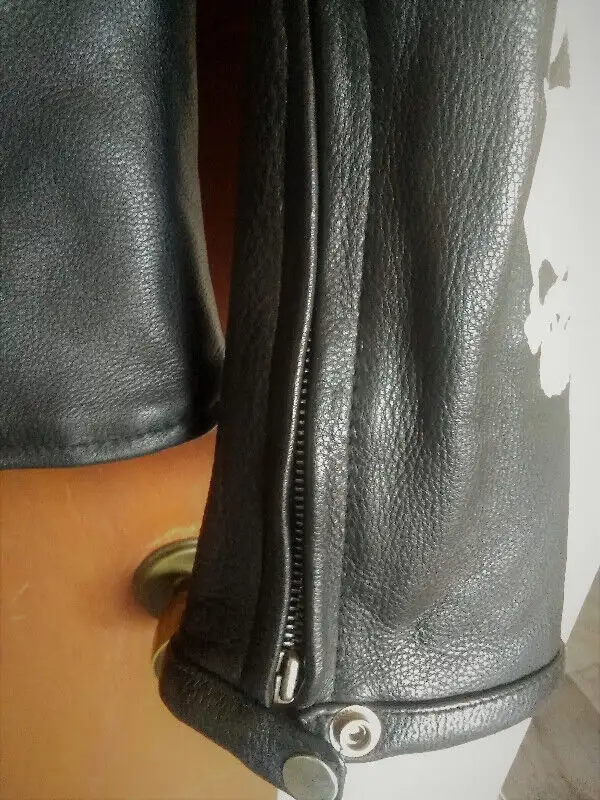 Leather Motorcycle Jacket - Men's L in Other in Chatham-Kent - Image 6