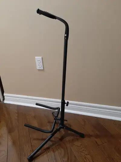 Guitar stand suitable for all types: acoustic, electric, classic, View more