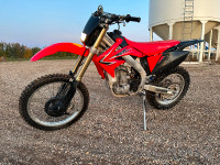 Honda CRF450X Dirt Bike
