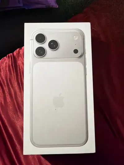 Apple iPhone 17 pro max, View more