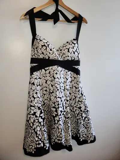 Grad or cocktail dress, View more