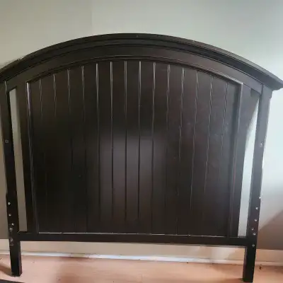 2-in-1 Crib to Toddler Bed, View more