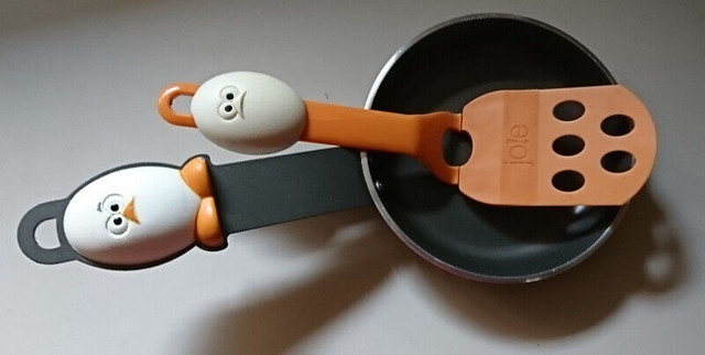 Joie MSC International Egg Fry Pan & Matching Spatula Set in Other in Oshawa / Durham Region - Image 3