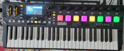 Akai Advance 49 Premium Midi Keyboard / Controller w. Aftertouch, View more