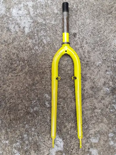 Vintage MTB parts (fork, headset, QR skewers), View more