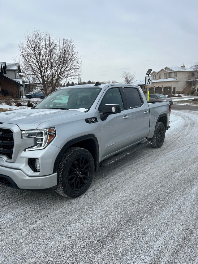 GMC Sierra 1500 Elevation in Cars & Trucks in Medicine Hat - Image 2