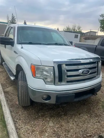 2012 Ford supercab 4 by 4 works runs and drives well may look at trades on fuel efficient car or suv